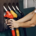 ilustrasi-bbm-ron-90-dan-ron-92-1740541037771_169